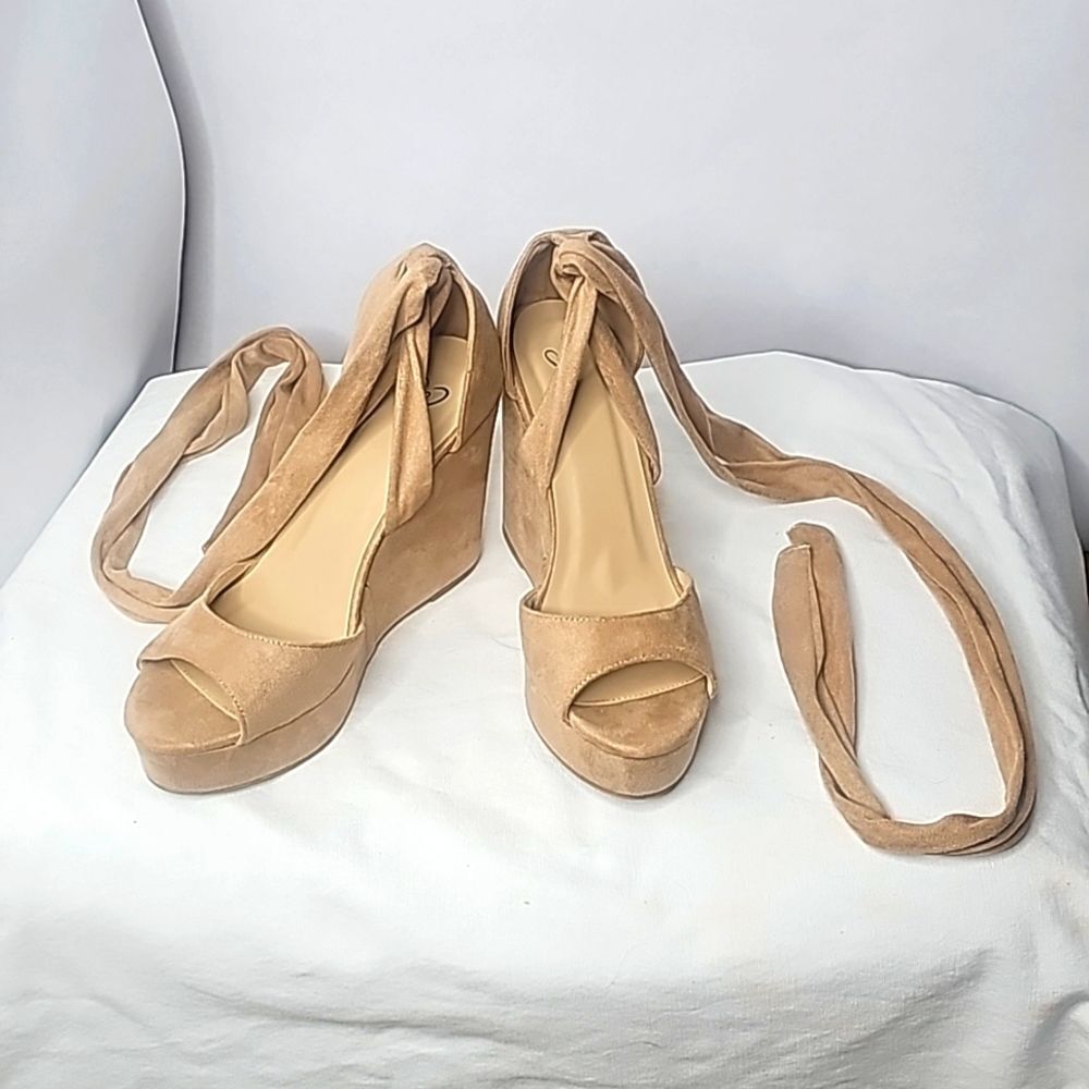 Sandals by Windsor Suede Look Beige Ballet Wrap Size 8.5